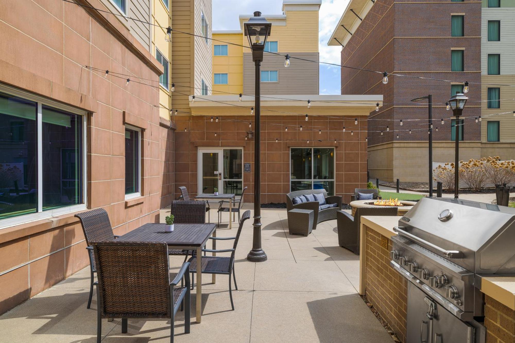 Residence Inn By Marriott Des Moines Downtown מראה חיצוני תמונה