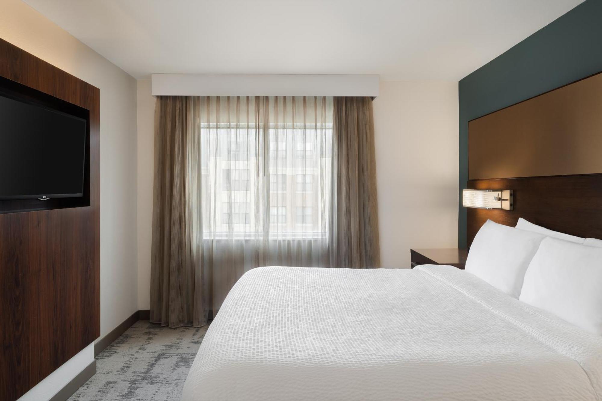 Residence Inn By Marriott Des Moines Downtown מראה חיצוני תמונה