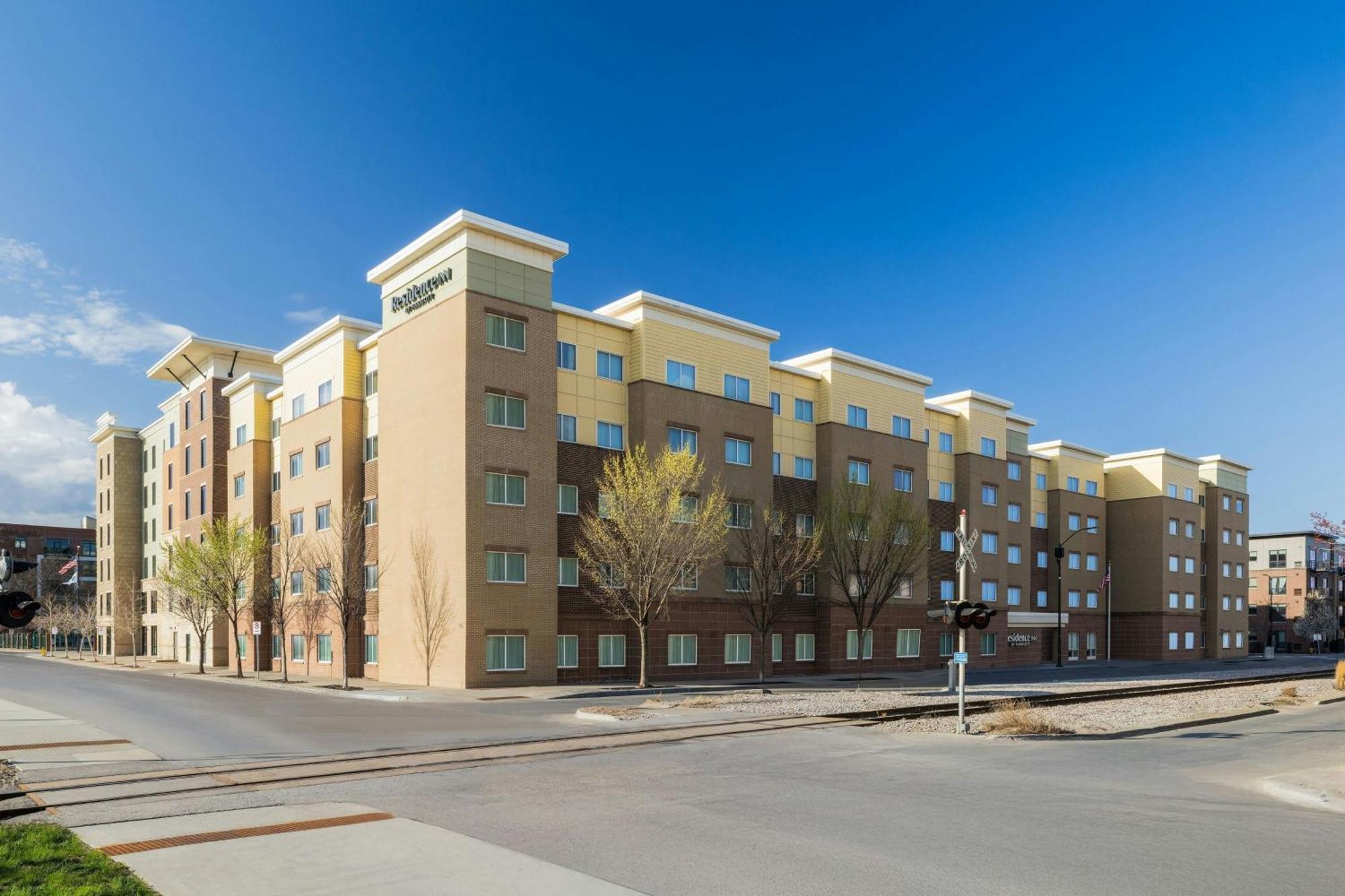 Residence Inn By Marriott Des Moines Downtown מראה חיצוני תמונה