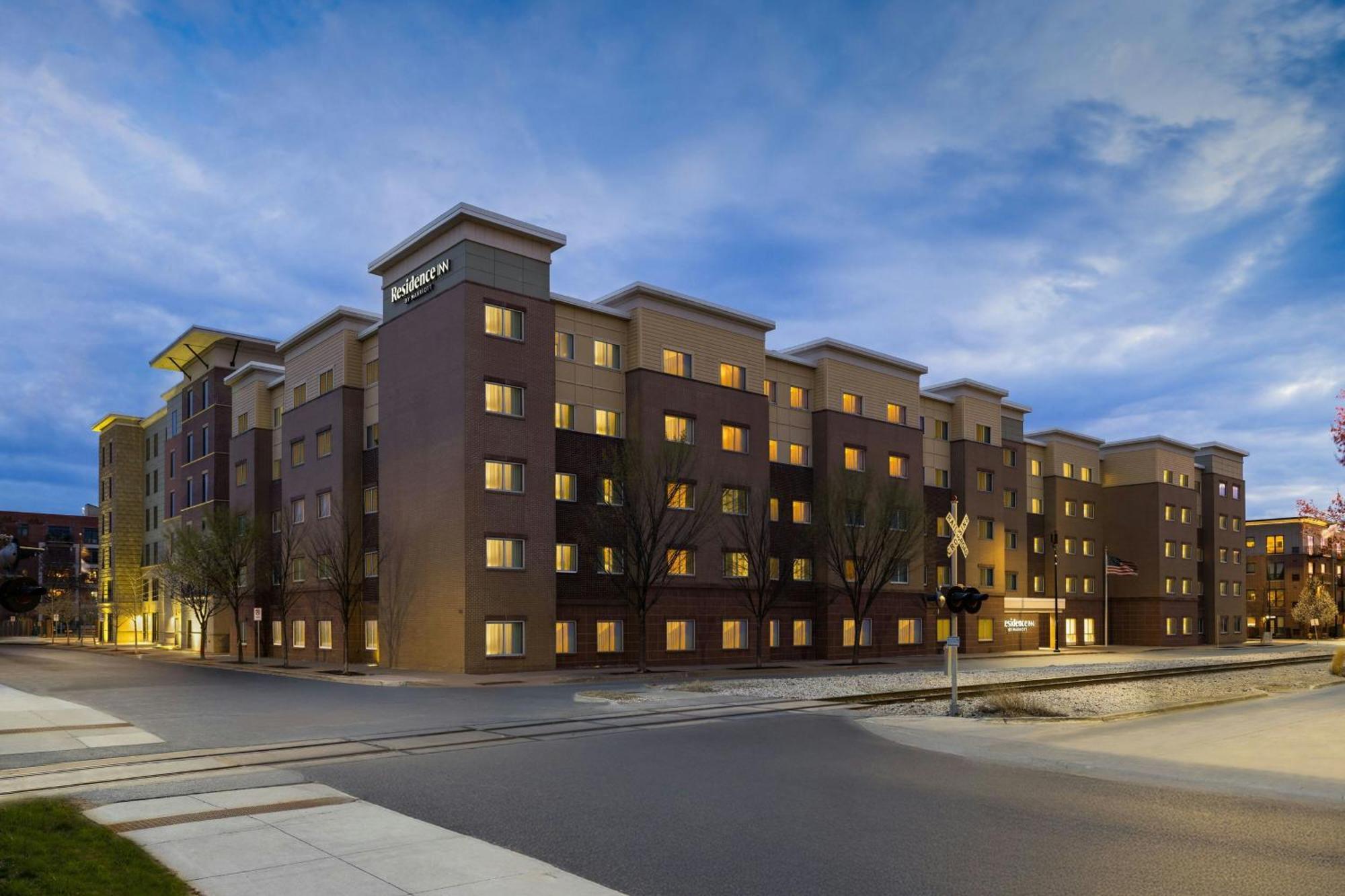 Residence Inn By Marriott Des Moines Downtown מראה חיצוני תמונה